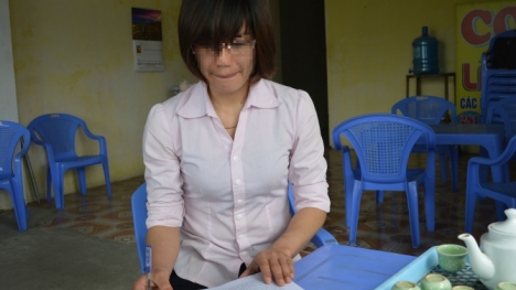 Tung ảnh “nóng” lên Facebook: Mang người yêu cũ ra “chào hàng”